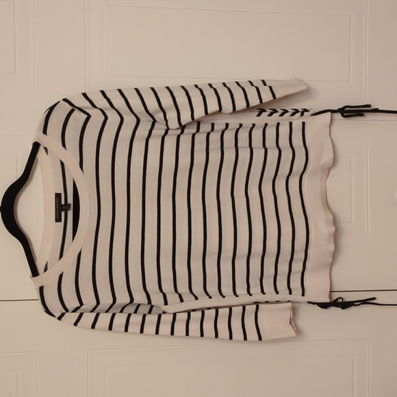 Banana Republic sweater - Picture 1 of 5